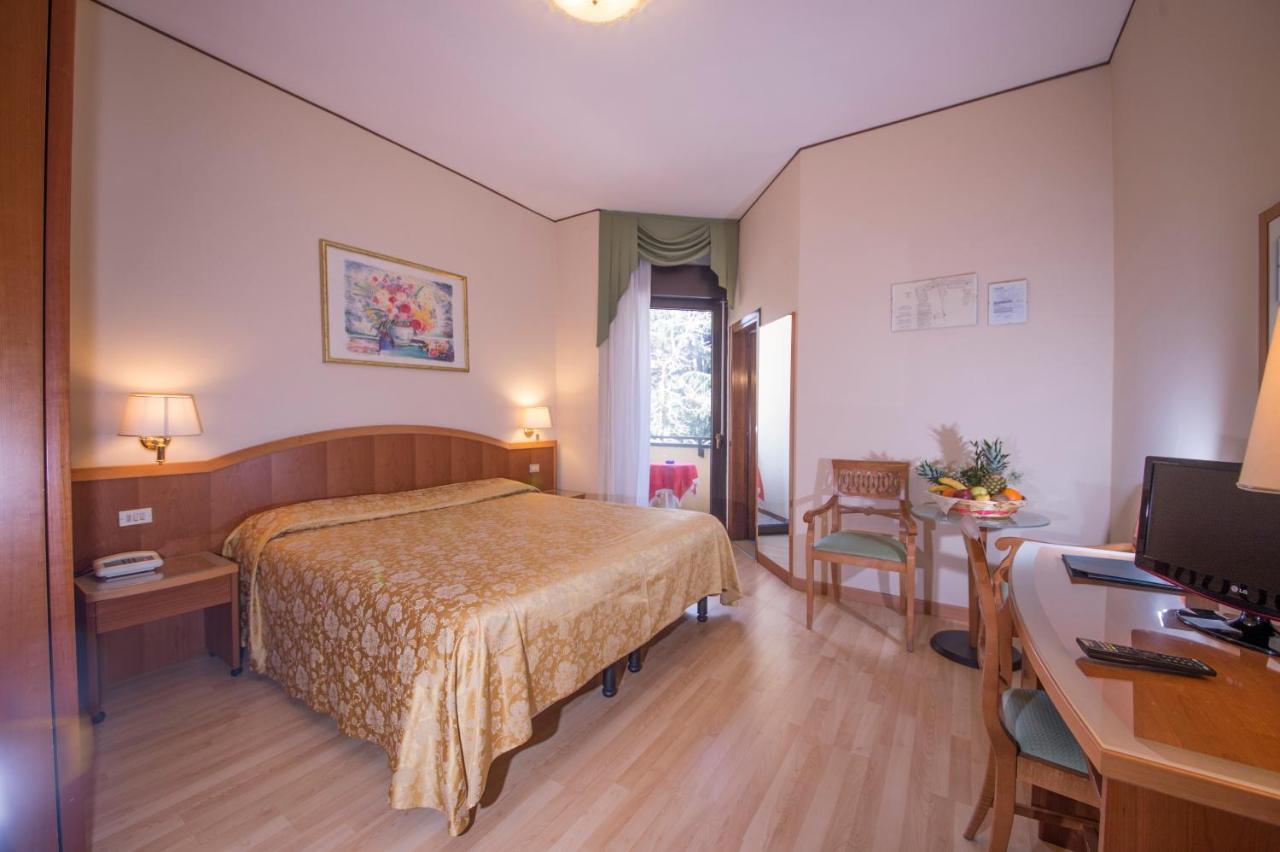 Hotel Terme Milano Abano Terme Esterno foto