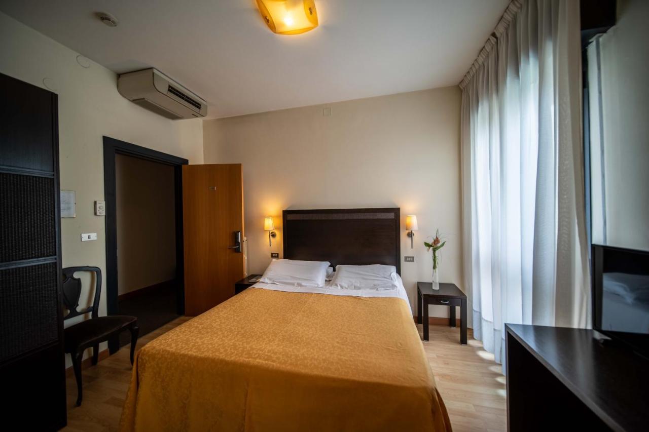 Hotel Terme Milano Abano Terme Esterno foto