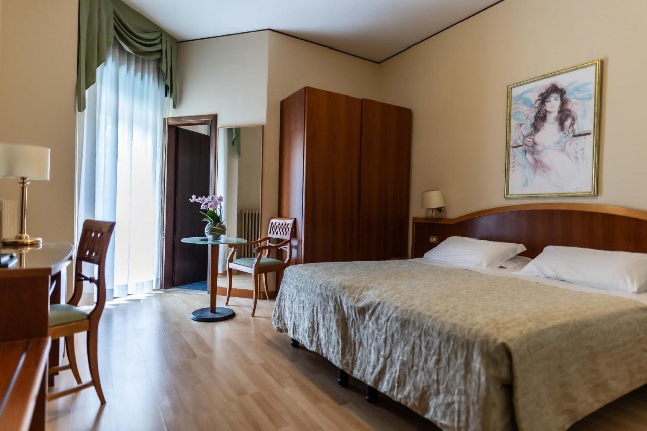 Hotel Terme Milano Abano Terme Esterno foto